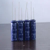 CAPACITOR ELETROLITICO 2700uFX35V