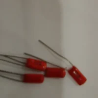 CAPACITOR MULTICAMADA 33/63V
