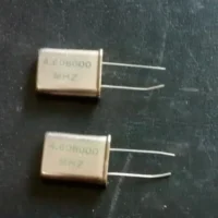 CRISTAL 4.60800MHZ HC49U