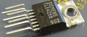 CAPACITOR MULTICAMADA 10K/50V AUTOMOTIVA componente eletrônico original