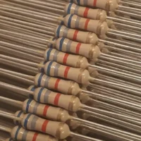 RESISTOR 6K8 1/4W   -  5% FIO