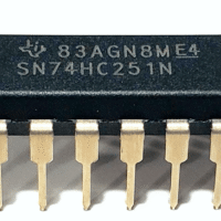 74HC251