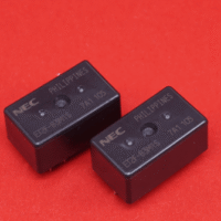 RELE  ET2F-B3M1S