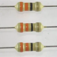 RESISTOR 33R 1/2W FIO