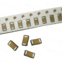 CAPACITOR CERAMICO SMD 150PF/200V 0805