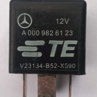 V23134-B52-X590
