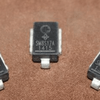 DIODO SM8S17A